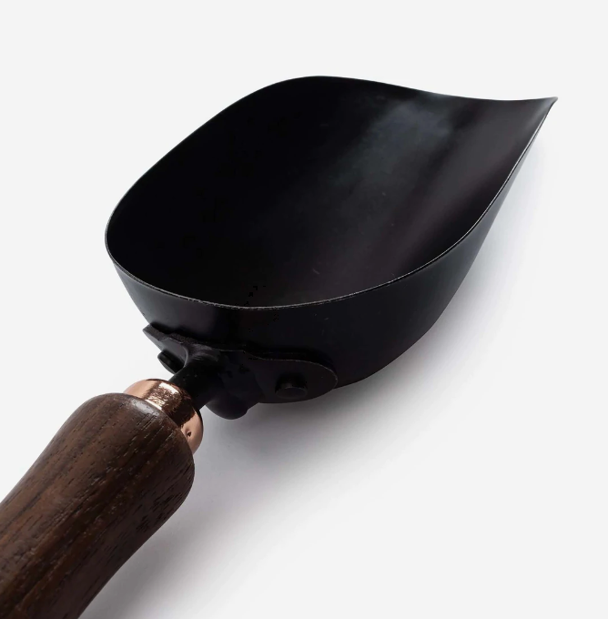 Barebones Garden Scoop - Walnut